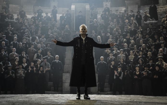 Animali Fantastici – I crimini di Grindelwald, trama del film in onda stasera su Italia 1