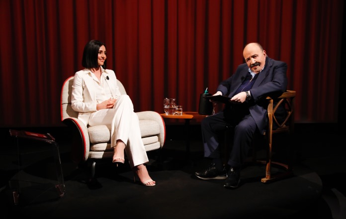 maurizio-costanzo-intervista-ambra-angiolini Maurizio Costanzo e Ambra Angiolini