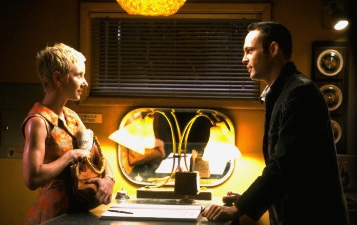 psycho-film-1998-iris Psycho