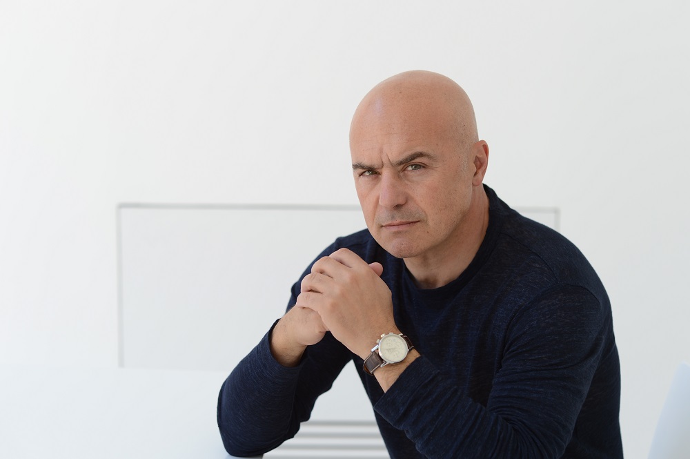 Luca Zingaretti Il Re
