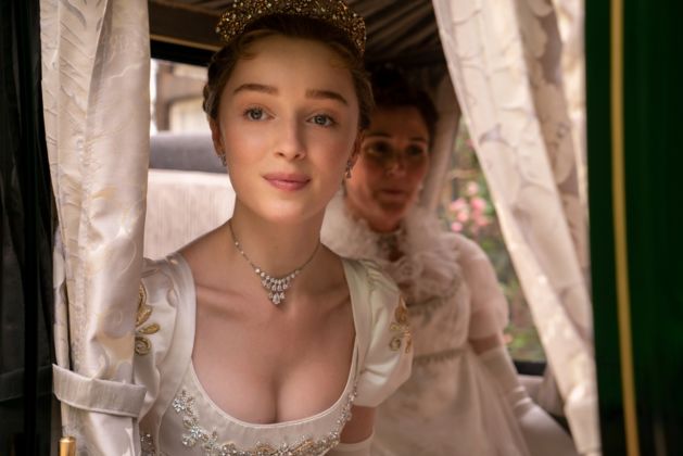 Phoebe Dynevor recensione bridgerton