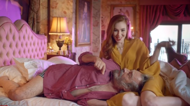 9 vite come Leyla 9 vite come Leyla
