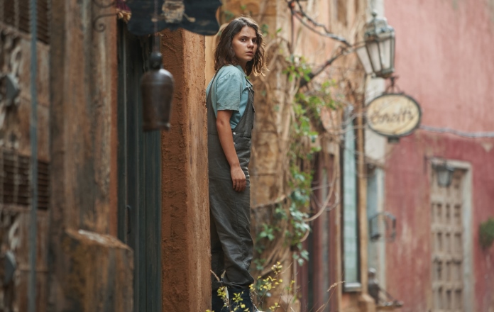 Dafne Keen as Lyra Belacqua his dark materials 2