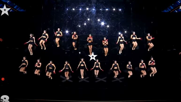 Italia’s Got Talent 2021 Golden Buzzer di Mara Maiochi alle Black Widow (video) Italia’s Got Talent 2021 Golden Buzzer di Mara Maiochi alle Black Widow (video)