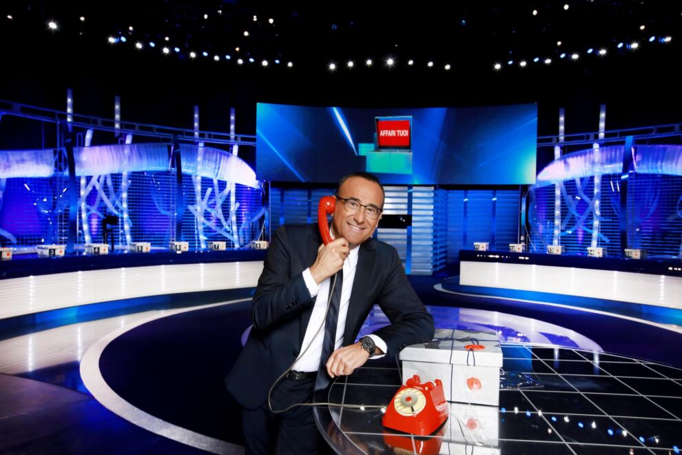 Affari Tuoi Viva Gli Sposi! ecco gli ospiti di sabato 23 gennaio su Rai 1 Affari Tuoi Viva Gli Sposi! ecco gli ospiti di sabato 23 gennaio su Rai 1