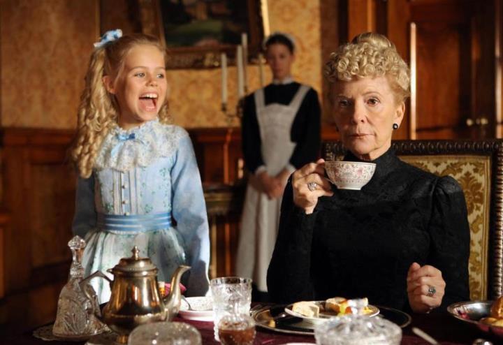 Piccola Lady la trama del film stasera su Rai 1 in seconda serata il 5 gennaio Piccola Lady la trama del film stasera su Rai 1 in seconda serata il 5 gennaio