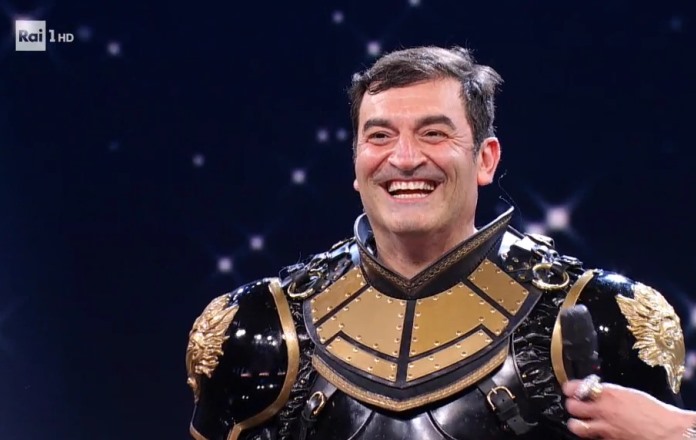 lupo-max-giusti-cantante-mascherato il lupo max giusti, il cantante mascherato