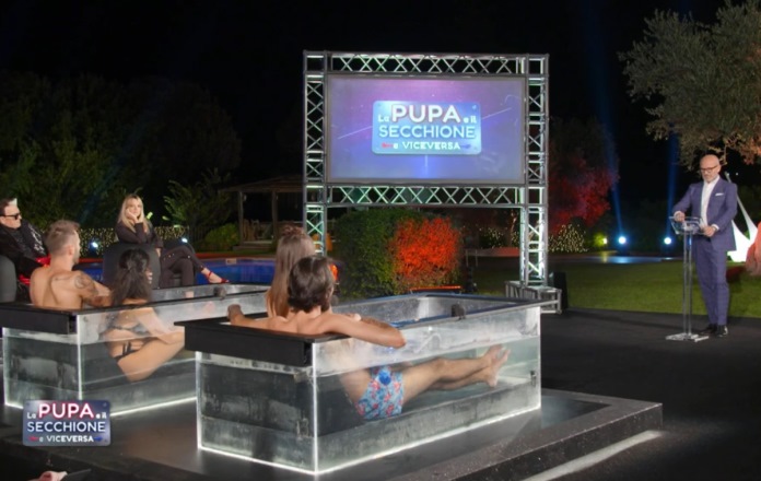 pupa-e-secchione-eliminato-4-febbraio-2021 la pupa e il secchione e viceversa