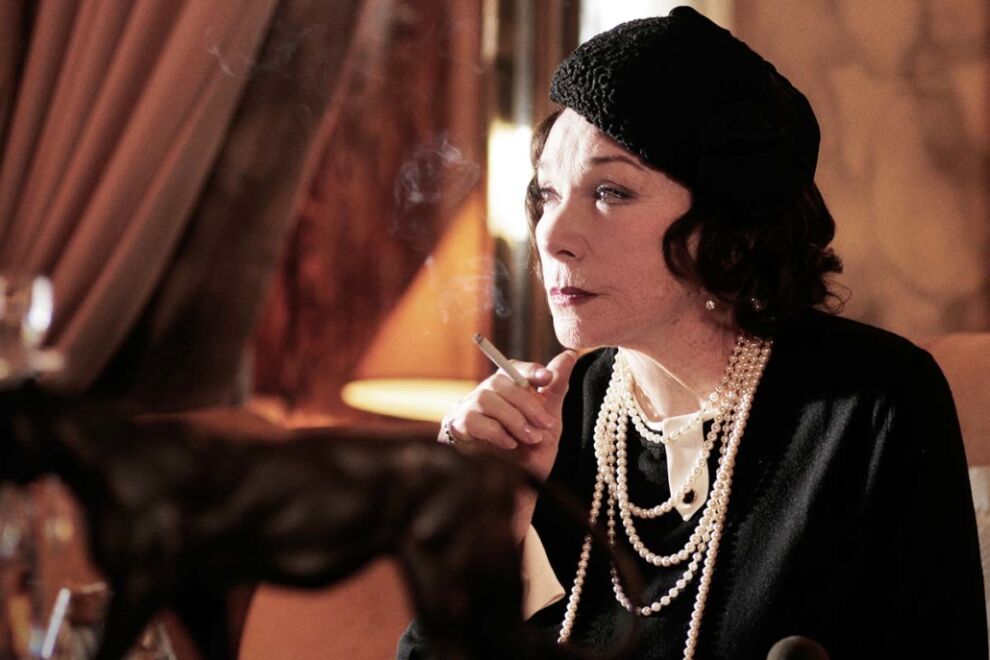 Coco Chanel la trama della miniserie su Rai Premium stasera mercoledì 3 marzo Coco Chanel la trama della miniserie su Rai Premium stasera mercoledì 3 marzo