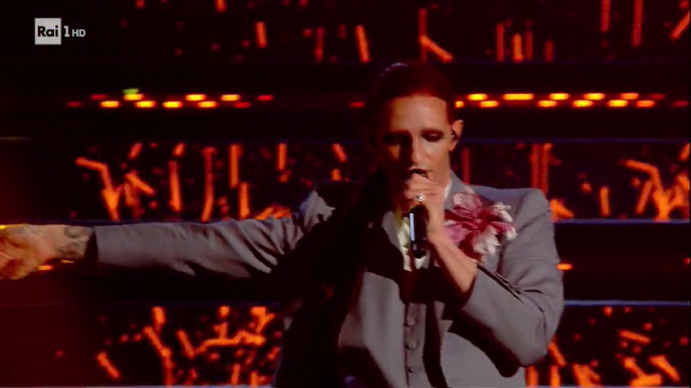 Sanremo 2021 video seconda serata: Achille Lauro è Mina per Bam Bam Twist, Elodie conquista tutti Sanremo 2021 video seconda serata: Achille Lauro è Mina per Bam Bam Twist, Elodie conquista tutti