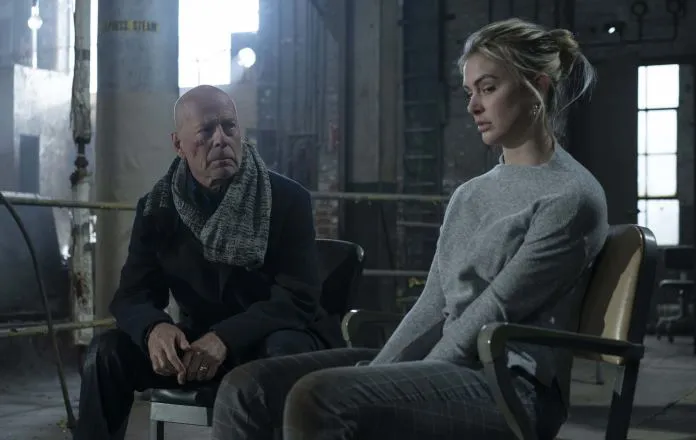 Hard Kill, il film con Bruce Willis stasera in tv su 20, venerdì 6 settembre