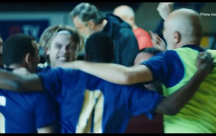 Crazy For Football – Matti per il calcio, la trama del film tv su Rai 1 lunedì 1 novembre Crazy For Football – Matti per il calcio, la trama del film tv su Rai 1 lunedì 1 novembre