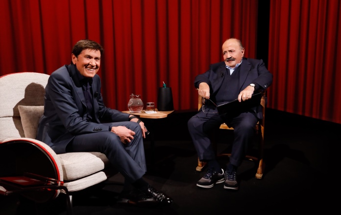 intervista-maurizio-costanzo-gianni-morandi Gianni Morandi e Maurizio Costanzo a L'Intervista