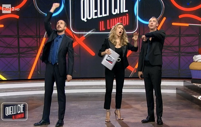 Quelli che il lunedì non in onda stasera 1 novembre, spostato al giovedì Quelli che il lunedì non in onda stasera 1 novembre, spostato al giovedì