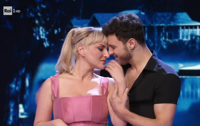 arisa-vito-coppola arisa ieri a Ballando con le stelle Ascolti Tv sabato 20 novembre