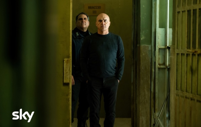 il-re-serie-tv-sky Guida Tv Venerdì 8 aprile 2022 luca zingaretti nella serie Il Re