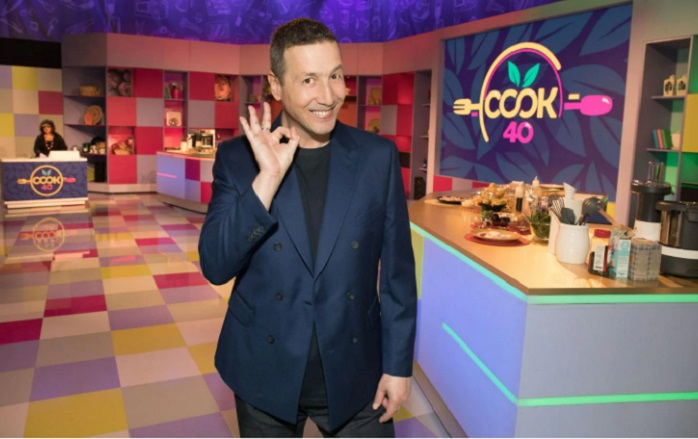Torna Alessandro Greco con Cook 40 il sabato su Rai 2 alle 11:15 Torna Alessandro Greco con Cook 40 il sabato su Rai 2 alle 11:15