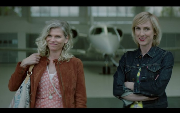 due-estati-serie-tv scena dal trailer di Due Estati