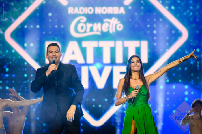 Battiti Live, il terzo concerto in onda stasera martedì 19 luglio su Italia 1. La scaletta Battiti Live, il terzo concerto in onda stasera martedì 19 luglio su Italia 1. La scaletta