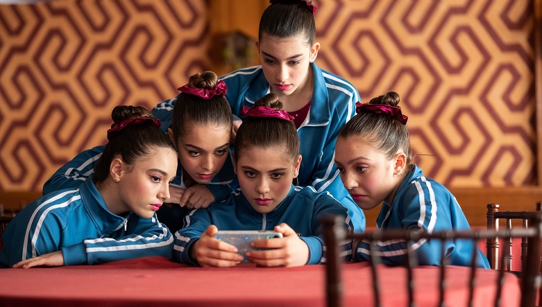 Corpo Libero, il teen thriller all’italiana nel mondo della ginnastica su Rai 2, le puntate dell’8 novembre Corpo Libero, il teen thriller all’italiana nel mondo della ginnastica su Rai 2, le puntate dell’8 novembre