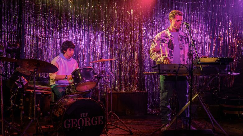 Ero una popstar, non tutti i buoni sentimenti vengono per nuocere (se sai come farli) – Recensione