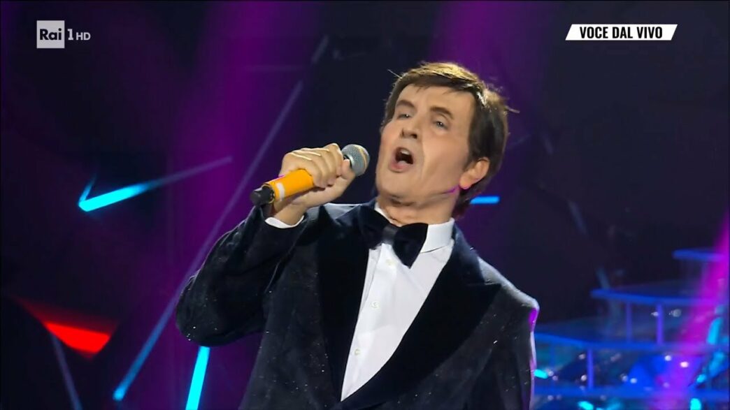 Tale e Quale Show 2022 Andrea Dianetti imita Gianni Morandi Tale e Quale Show 2022 Andrea Dianetti imita Gianni Morandi
