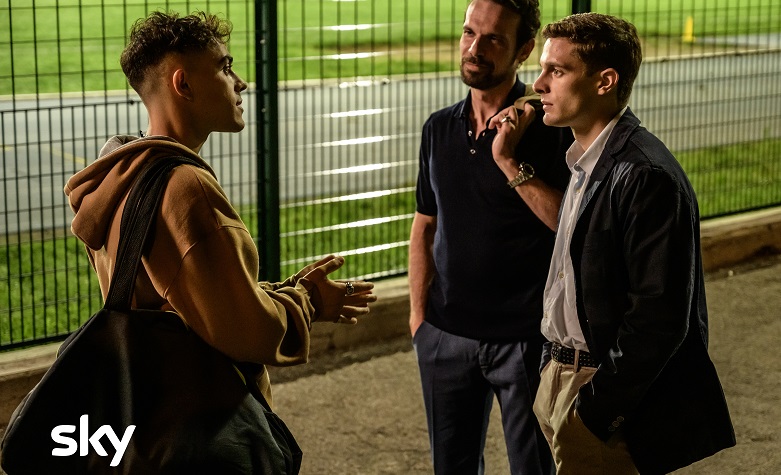 Il grande Gioco la recensione, una serie tv “tamarra” che guarda da lontano al mito di Succession Il grande Gioco la recensione, una serie tv “tamarra” che guarda da lontano al mito di Succession