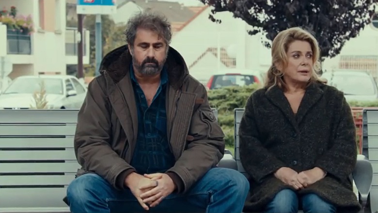 Piccole Crepe, Grossi Guai la commedia romantica francese con Catherine Deneuve stasera su Cielo Piccole Crepe, Grossi Guai la commedia romantica francese con Catherine Deneuve stasera su Cielo