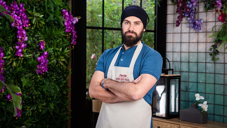 Bake off Italia 10, Davide Merigo è il vincitore dell’edizione 2022 Bake off Italia 10, Davide Merigo è il vincitore dell’edizione 2022
