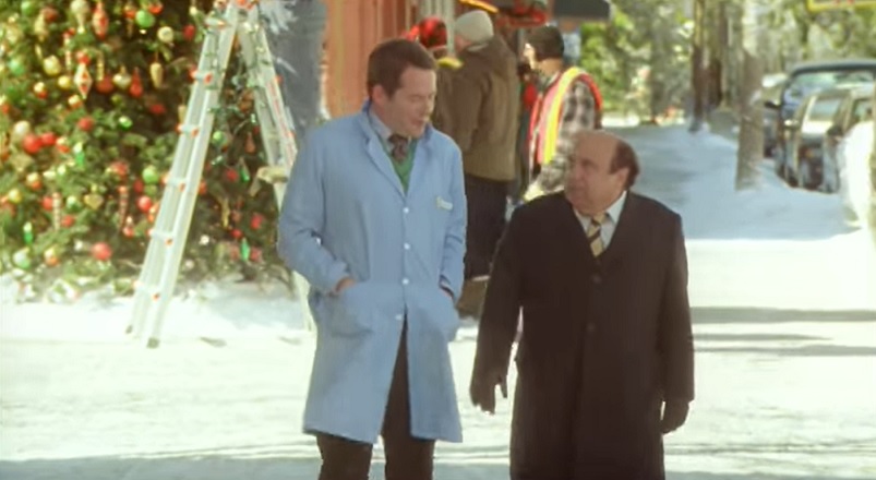 Conciati per le feste il film stasera su Tv8 venerdì 30 dicembre 2022 Conciati per le feste il film stasera su Tv8 venerdì 30 dicembre 2022