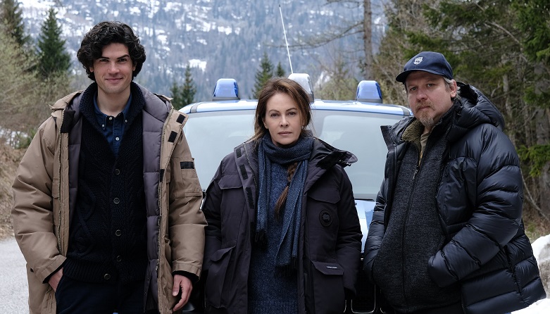 Fiori sopra l’inferno, la fiction con Elena Sofia Ricci su Rai Premium Fiori sopra l’inferno, la fiction con Elena Sofia Ricci su Rai Premium