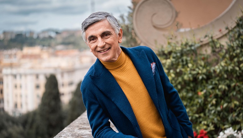Natale in Casa Cupiello con Vincenzo Salemme in diretta su Rai 1 Natale in Casa Cupiello con Vincenzo Salemme in diretta su Rai 1