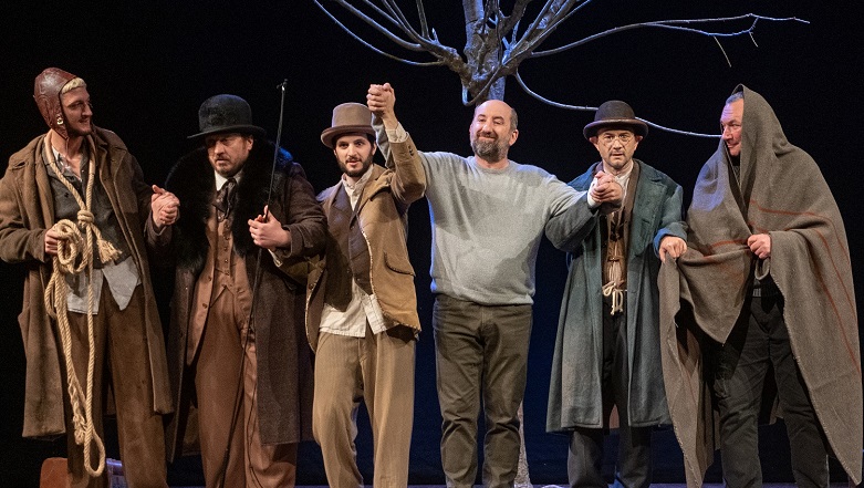 Grazie Ragazzi il film con Antonio Albanese disponibile su Prime Video e stasera su Sky Cinema Grazie Ragazzi il film con Antonio Albanese disponibile su Prime Video e stasera su Sky Cinema