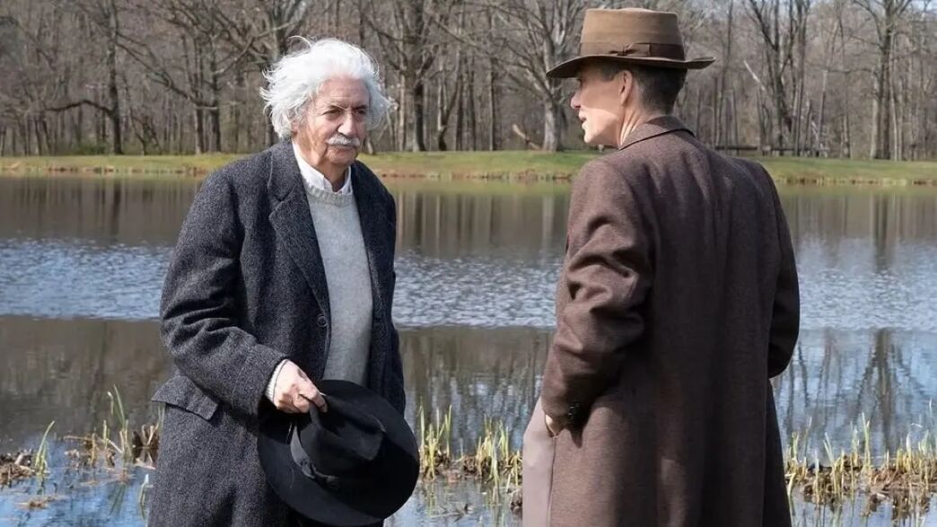 oppenheimer-cillian-murphy-einstein