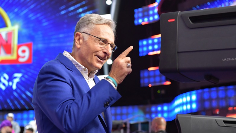 Ciao Darwin 9 martedì 27 febbraio puntata “Rewind” con la storia del programma