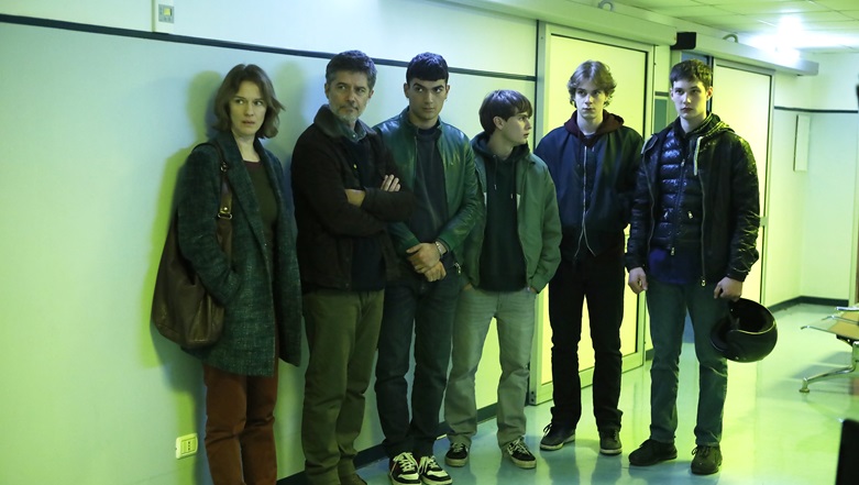 Noi Siamo Leggenda, la nuova serie di Rai e Prime Video con gli attori di Mare Fuori.
