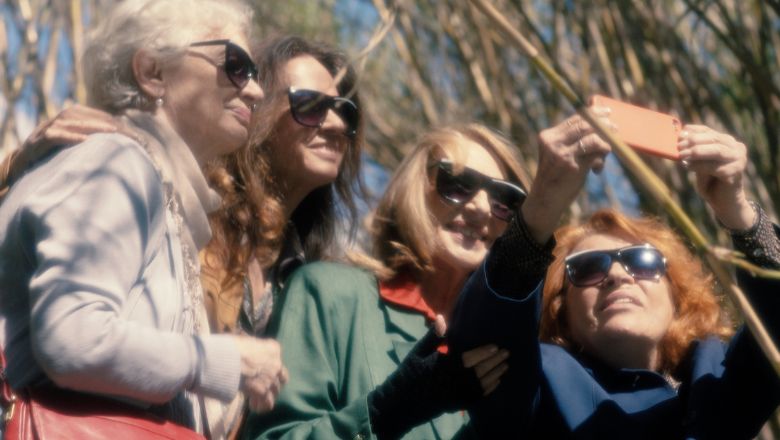 L’età giusta, il film su Paramount+ è l’ideale per le feste e ha pure un bel messaggio – La recensione