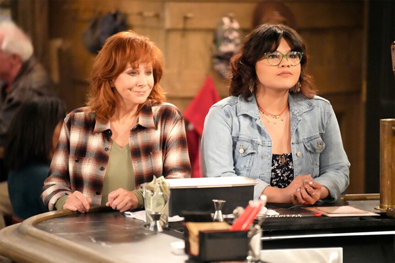 Upfront NBC 2024: arrivano Zachary Quinto e Reba McEntire, occhio alla comedy St. Denis Medical
