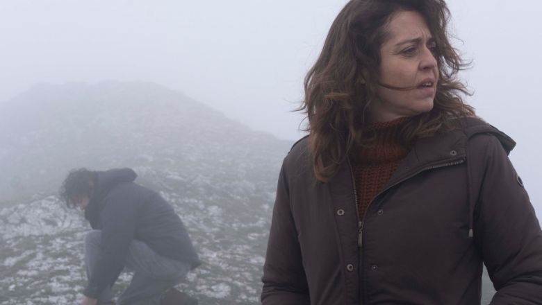 Dall’alto di una fredda torre: il film di Francesco Frangipane è teatrale a suo discapito – La recensione Dall’alto di una fredda torre: il film di Francesco Frangipane è teatrale a suo discapito – La recensione