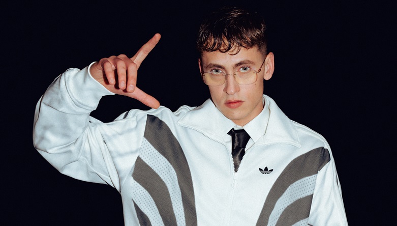 Tredici Pietro, il figlio di Gianni Morandi, torna con Big Panorama Tredici Pietro, il figlio di Gianni Morandi, torna con Big Panorama