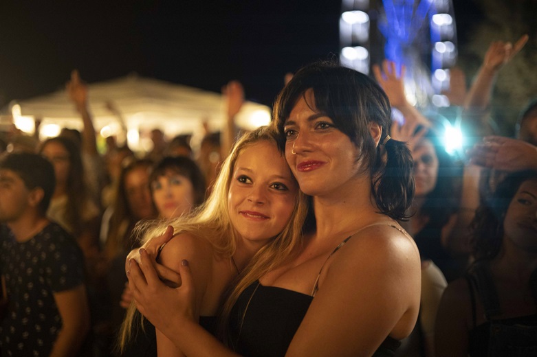 Qui non è Hollywood, pregi e difetti della miniserie – La recensione Qui non è Hollywood, pregi e difetti della miniserie – La recensione