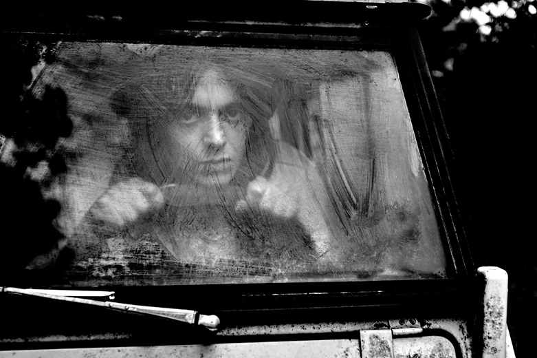 Lucio Corsi, tra il nuovo singolo e la partecipazione a Vita da Carlo 3 Lucio Corsi, tra il nuovo singolo e la partecipazione a Vita da Carlo 3