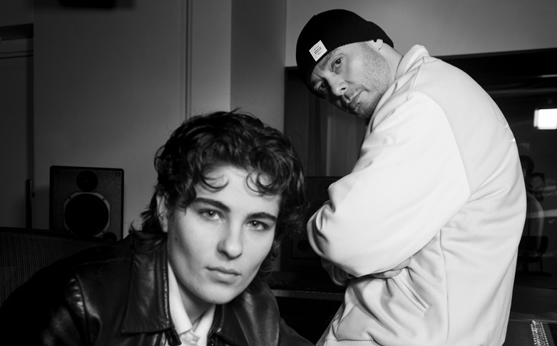 Nicol annuncia Viscere, il brano realizzato con Fabri Fibra, nella colonna sonora di Adorazione Nicol annuncia Viscere, il brano realizzato con Fabri Fibra, nella colonna sonora di Adorazione