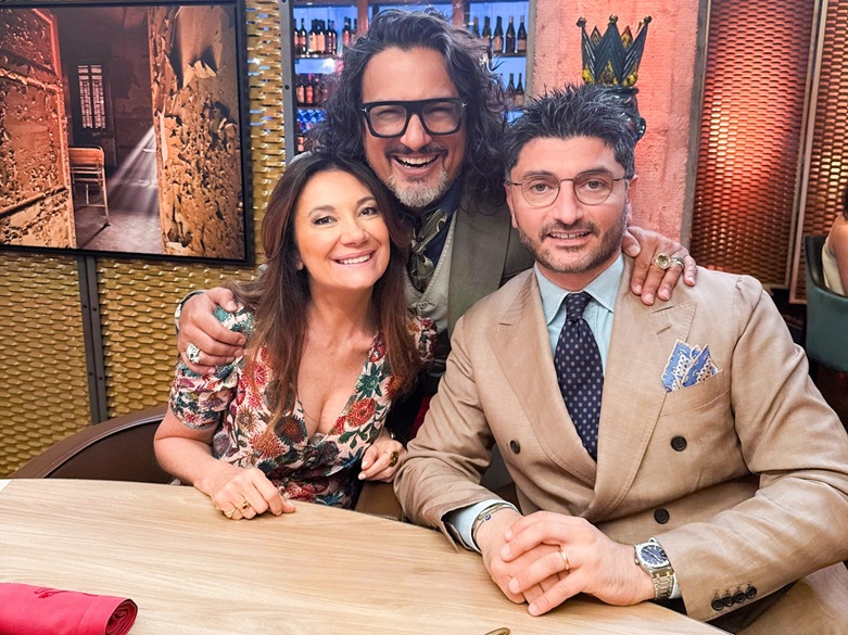 Alessandro Borghese Celebrity Chef su Tv8, riparte con tante novità: i vip tra il 12 e il 16 gennaio Alessandro Borghese Celebrity Chef su Tv8, riparte con tante novità: i vip tra il 12 e il 16 gennaio