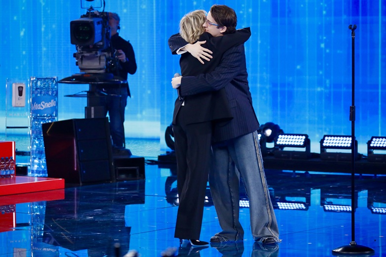 Amici di Maria De Filippi, la quarta puntata del serale del 12 aprile: chi è stato eliminato?
