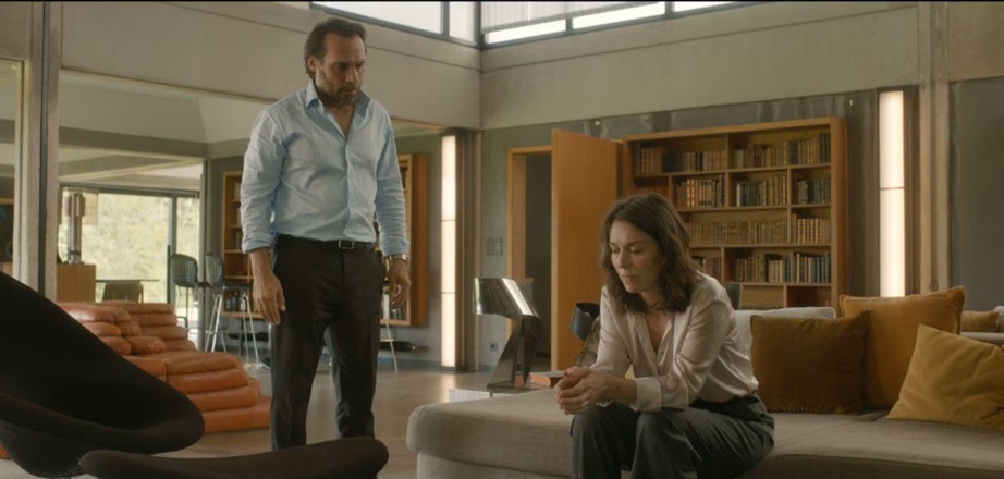La casa dei misteri, la miniserie francese arriva in due serate su Rai 2