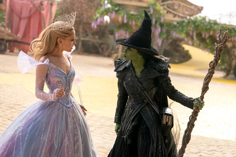 Box Office Italia 20-23 novembre: Wicked 2 vola in testa, bene Dracula