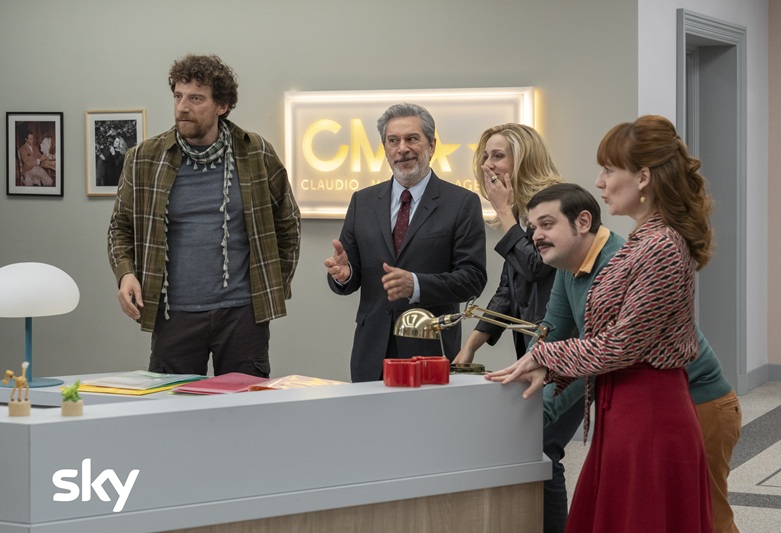 Call My Agent – Italia, la recensione: dov’è finita la CMA? Ridateci la serie tv che abbiamo amato! Call My Agent – Italia, la recensione: dov’è finita la CMA? Ridateci la serie tv che abbiamo amato!