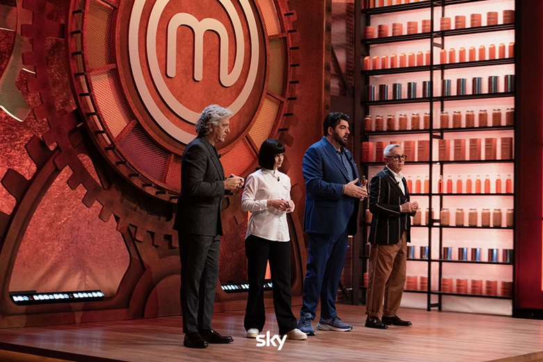 Masterchef Italia 15, giovedì 18 dicembre si forma la Masterclass: ecco il Creative Test Masterchef Italia 15, giovedì 18 dicembre si forma la Masterclass: ecco il Creative Test