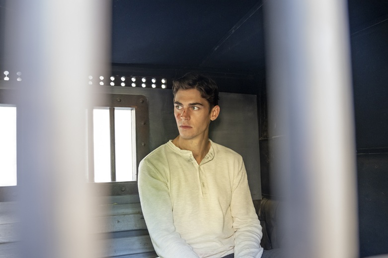 Young Sherlock, le prime immagini della serie tv di Prime Video di Guy Ritchie Young Sherlock, le prime immagini della serie tv di Prime Video di Guy Ritchie